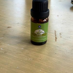 Vetiver essential oil